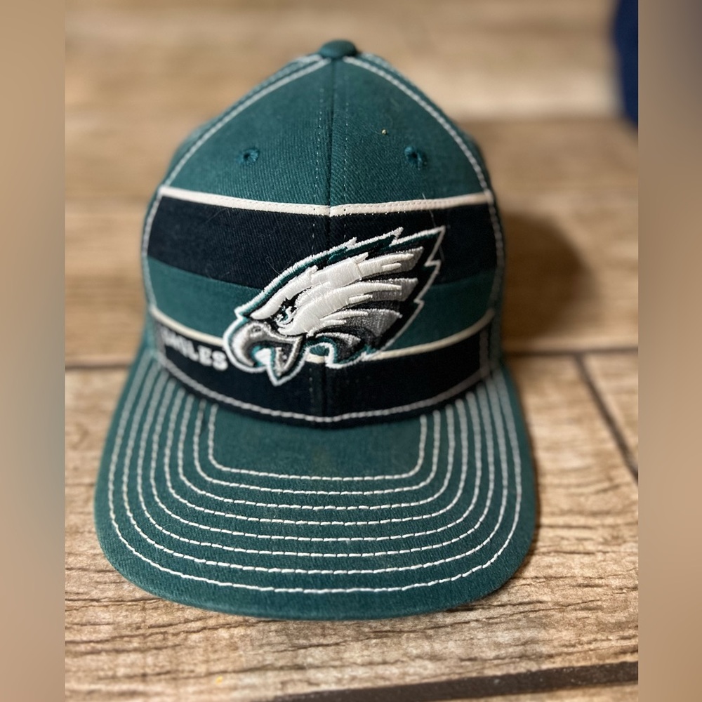 Philadelphia Eagles Reebok Hat Size L/XL.